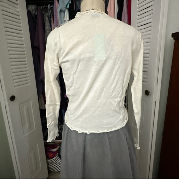 WoolOvers Optic White Wrap Cardigan Sweater Made from a Cotton/Silk Blend - Picture 4 of 16